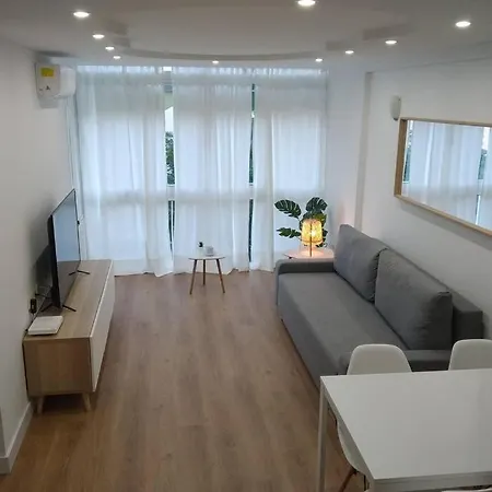 Rent4 Delicias Apartment